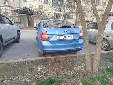 с4 2: Skoda Rapid: 2016 г., 1.6 л, Автомат, Бензин, Седан — 6