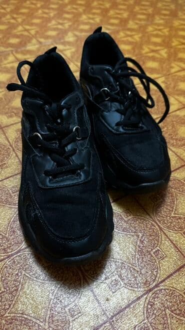 Киреге берилүүчү кийимдер: Черные кроссовки универсального стиля. - Цвет: полностью черный - — 2