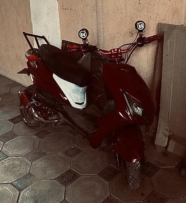 н макс скутер: Макси-скутер M8, 180 куб. см, Бензин, Б/у — 1