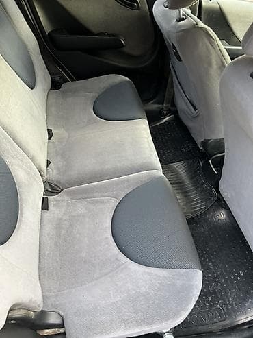 задняя крышка: Honda Fit: 2002 г., 1.3 л, Вариатор, Бензин, Хэтчбэк — 7