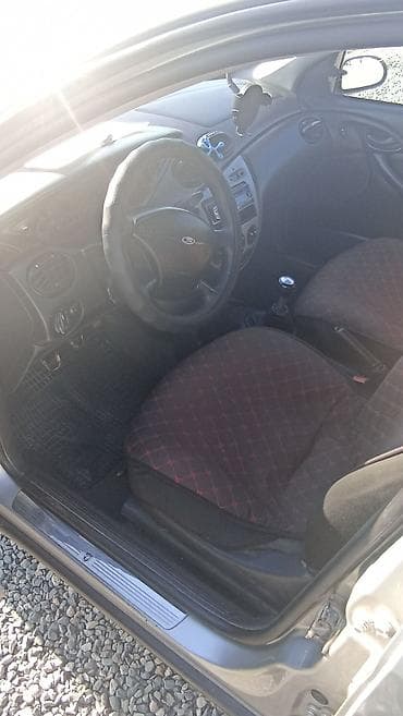 ford fiesta: Ford Focus: 2001 г., 1.6 л, Механика, Бензин, Хэтчбэк — 5