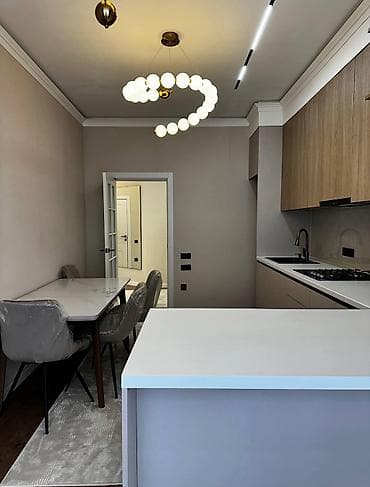 11 мкр квартира: 2 комнаты, 80 м², Элитка, 2 этаж, Дизайнерский ремонт — 9