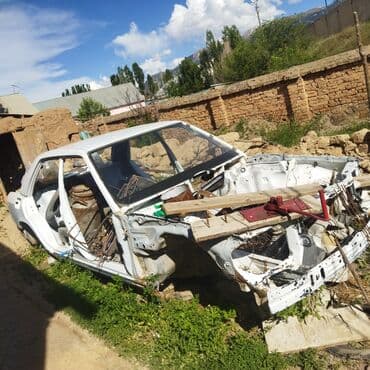 авто с последующим выкупом бишкек саната: Мерс 124 под ешка сатылат! баасы 5000сом. адрес Нарындын өзүндө — 1