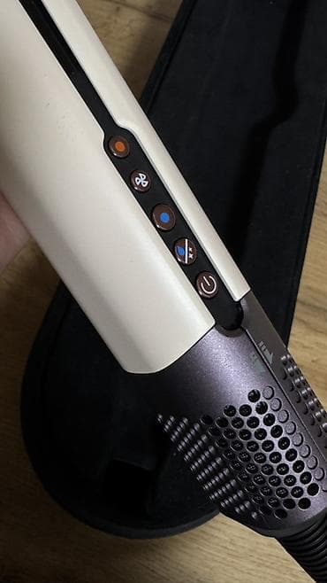 стик для волос: Расческа-выпрямитель Dyson — 8