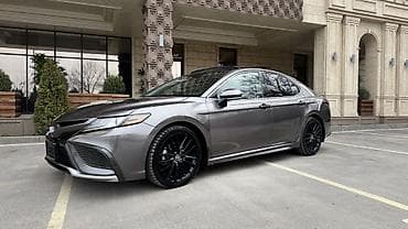 Toyota: Toyota Camry: 2022 г., Бензин, Седан — 5