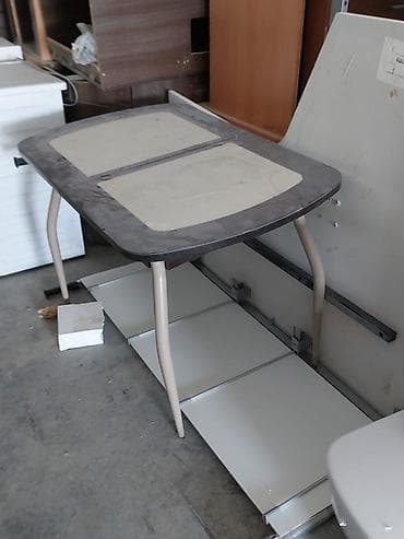 Мебельные гарнитуры: Комплект офисной мебели, Б/у, Тумба, ДСП, Платная доставка, цвет - Коричневый — 2