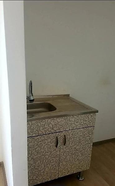 сдаю помещение город ош: 25 м², 2 комнаты — 6