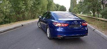 corolla s: Toyota Camry: 2018 г., Вариатор, Гибрид, Седан — 3