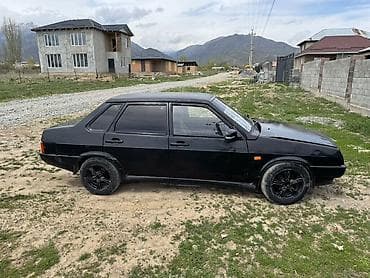 авто вит: ВАЗ (ЛАДА) 21099: 2002 г., Механика, Бензин, Седан — 3