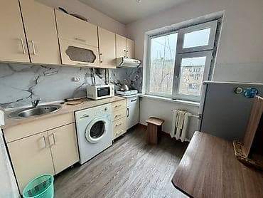 Жер тилкелери: 42 м², Эмереги менен — 6