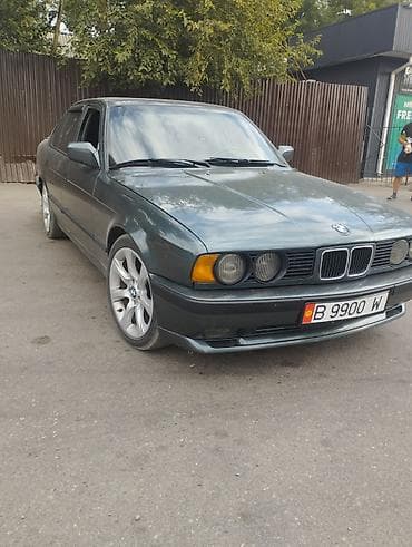 авто лента: BMW : 1989 г., 3.2 л, Механика, Бензин, Седан — 1