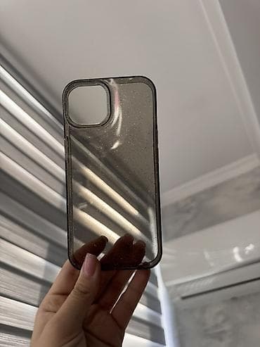 Чехол для смартфона с блёстками на 15про - Форм-фактор: накладка -