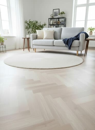 реконструкция кухонной мебели: Укладка ламината делаем 24/7 демонтаж плинтуса обои делаем на совесть — 1