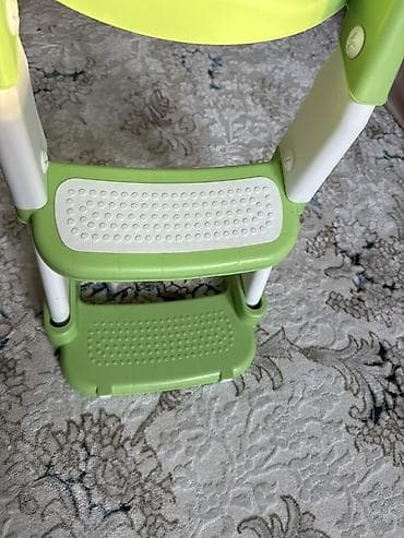 ванночка для детей: Детское сиденье-лестница для приучения к унитазу - Модель с двумя — 5