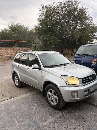 Toyota RAV4: 2002 г., 2 л, Автомат, Бензин, Кроссовер — 2