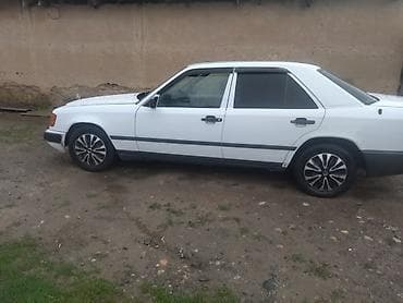 mers bar: Mercedes-Benz W124: 1988 г., Седан — 2