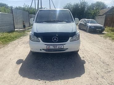 Унаа: Mercedes-Benz Vito: 2004 г., 2.2 л, Кол менен иштөөчү, Дизель, Вэн/Минивэн — 4