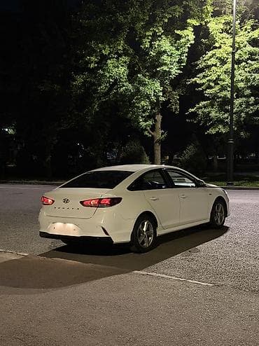 legacy 2020: Hyundai Sonata: 2020 г., 2 л, Автомат, Газ, Седан — 5