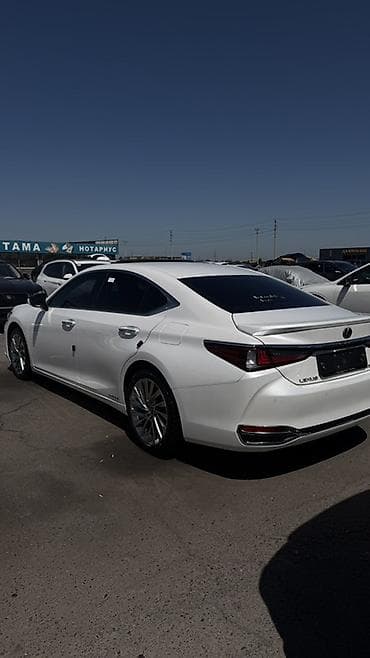 infinity fx35: Lexus ES: 2020 г., 2.5 л, Автомат, Гибрид, Седан — 4