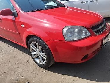 Унаа: Chevrolet Lacetti: 2006 г., 1.4 л, Кол менен иштөөчү, Газ, Седан — 2