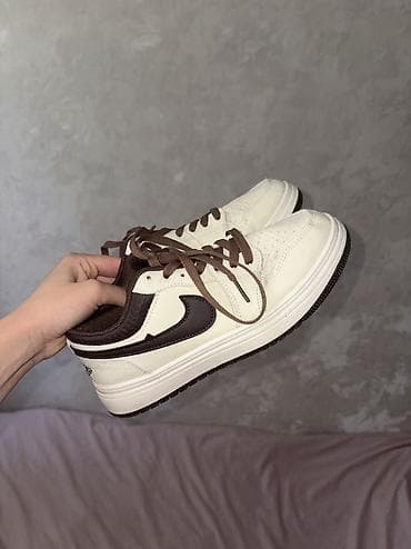 Мужские кроссовки, 36, 36.5, Nike, Б/у, цвет - Бежевый