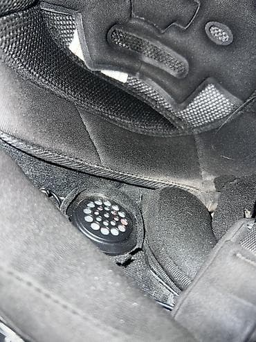 велик цунами: Продаю эндуро (горный) шлем размер 57-58мм откатал на нём ровно один — 6