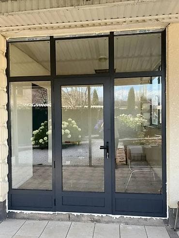 Үйлөр жана батирлер үчүн эшик, Металлдан, Эки эшиктуу, Айнек менен, түсү - Боз lalafo.kg да Үйлөр жана батирлер үчүн эшик, Металлдан, Эки эшиктуу, Айнек менен, түсү - Боз