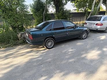 tesla pi: Opel Vectra: 1995 г., 1.6 л, Механика, Бензин, Хэтчбэк — 4