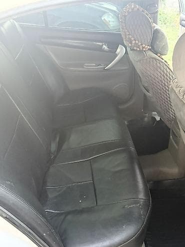 моно на венто: Daewoo Magnus: 2004 г., 2 л, Механика, Бензин, Седан — 8