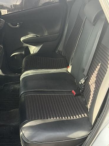 jazz: Honda Jazz: 2010 г., 1.5 л, Автомат, Бензин, Хэтчбэк — 6