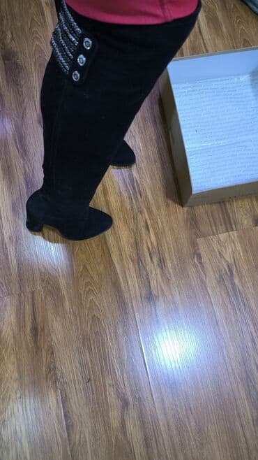 сапоги из натурального меха и кожи: Сапоги, 36, Basconi, Б/у, цвет - Черный, Бесплатная доставка — 4