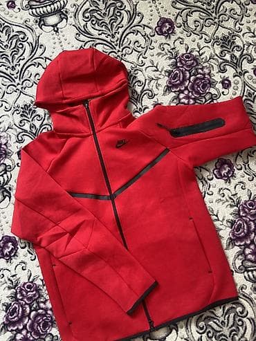 желтый пиджак: Спортивный костюм Nike Tech Fleece, красный Размер: M Новая модель — 2