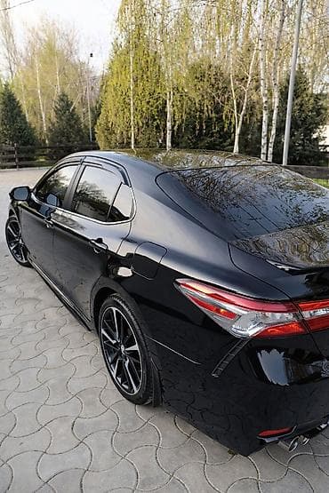 Toyota Camry: 2018 г., 2.5 л, Автомат, Бензин, Седан — 3