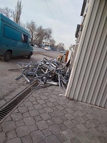 услуга экскаватора: Вывоз строительного мусора и демонтаж - Профессиональный вывоз — 4