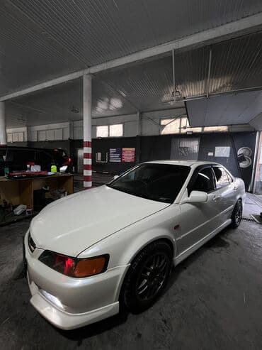 купить резину бу на 16: Honda Accord: 2001 г., 2 л, Автомат, Бензиновая, Седан — 4