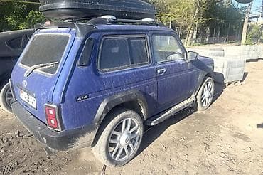 malibu машина: ВАЗ (ЛАДА) 4x4 Нива: 2009 г., Механика, Внедорожник — 2
