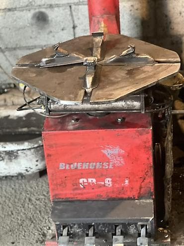 Оборудование для бизнеса: Шиномонтажный станок BlueHorse CB-9 - Назначение: демонтаж/монтаж — 1