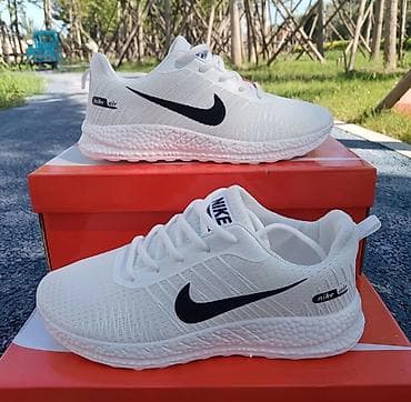 Мужская обувь: Мужские кроссовки, 38.5, Nike, Новый — 2