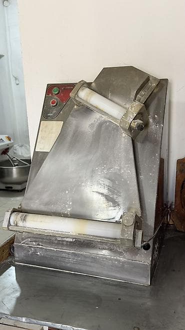 железные стелажи: Ош шаарында аптекага, магазинге,буюмдар — 4