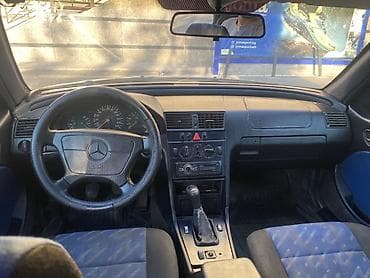 s sklass: Mercedes-Benz C-Class: 1997 г., Механика, Седан — 3