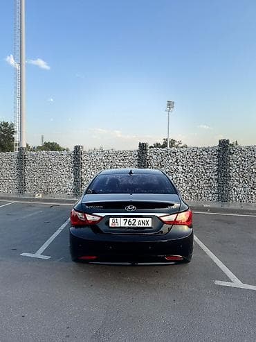 Hyundai Sonata: 2011 г., 2 л, Автомат, Газ, Седан — 4