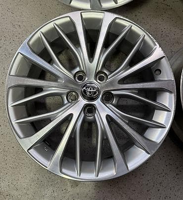 audi a6 с5: Литые Диски R 18 Toyota, Комплект, отверстий - 5, Б/у — 5