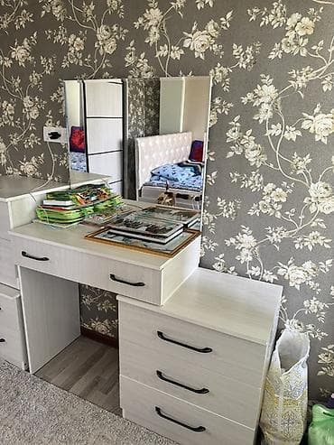 компьютерное кресло бишкек: Спальный гарнитур, Б/у, Двуспальная кровать, Шкаф, Трюмо, Дерево, Самовывоз, цвет - Белый — 3