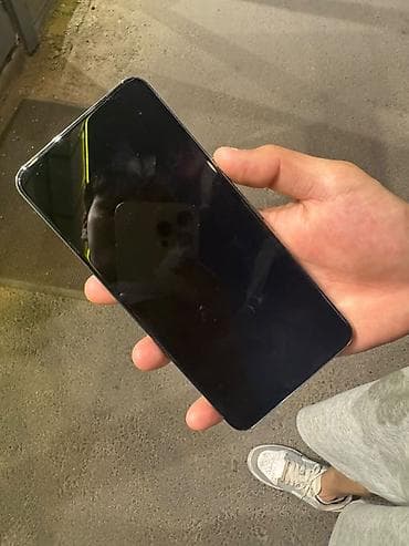 poco pad: Google Pixel 8 Pro, Б/у, 128 ГБ, цвет - Черный, 1 SIM, eSIM — 2