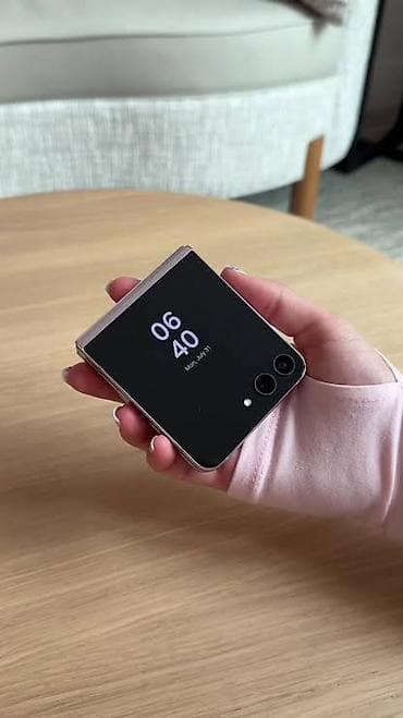 nokia n90: Samsung Galaxy Z Flip 5, Б/у, 256 ГБ, цвет - Черный, 1 SIM, 2 SIM, eSIM — 1