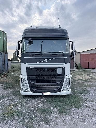 Прицеп, Volvo, Шторный, от 12 т, Б/у at lalafo.kg Прицеп, Volvo, Шторный, от 12 т, Б/у