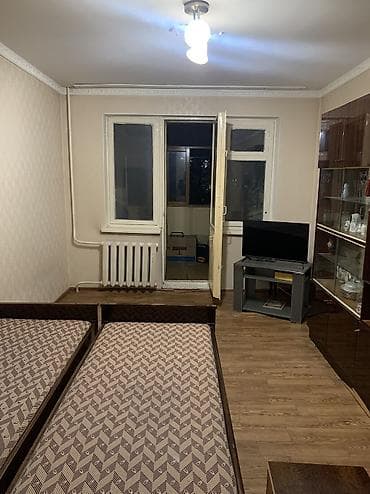 Продажа квартир: 1 комната, 37 м², 104 серия, 2 этаж, Евроремонт — 4