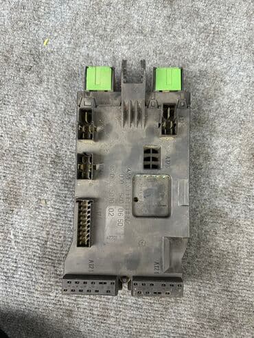 бу запчасти на мерседес в бишкеке: Блок предохранителей Mercedes-Benz 2000 г., Б/у, Оригинал, Германия — 4