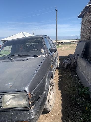 man f2000: Volkswagen Jetta: 1990 г., Седан — 4