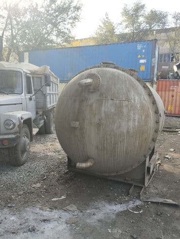сдам контейнер: МЕТАЛЛИЧЕСКАЯ ЁМКОСТЬ!!! В идеальном состоянии,чистая!!! Без ржавчины — 5